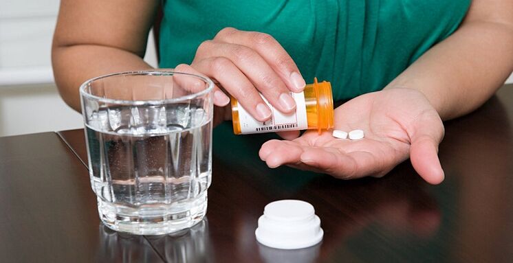 tablešu lietošana, lai mazinātu sāpes muguras lejasdaļā